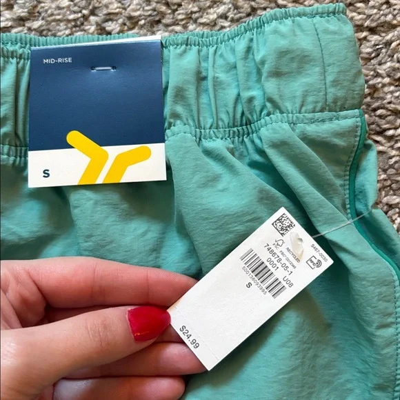 Old Navy Shorts - Picture 2 of 5